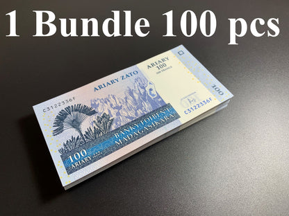 Madagascar 100 Ariary=500 Francs 2004 P 86 UNC 1 Bundle Lot 100 pcs